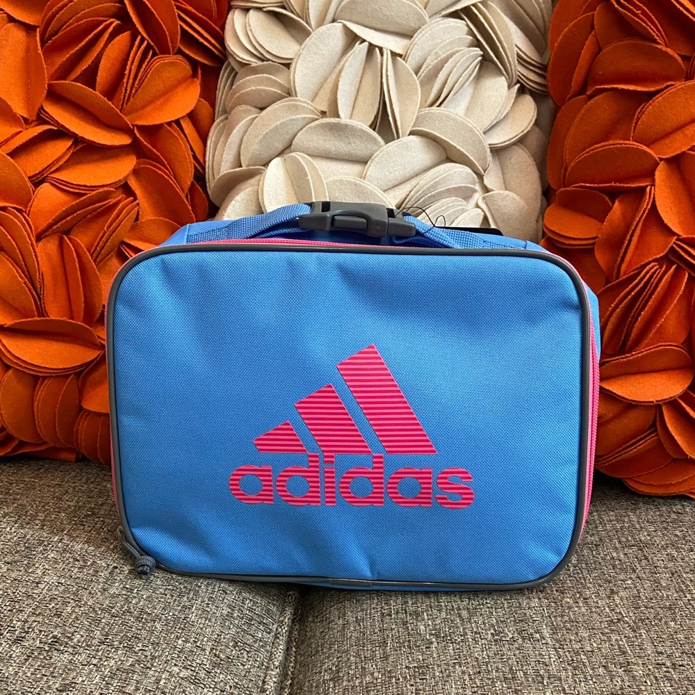 ❣️🆕Adidas Foundation Lunch Bag❣️